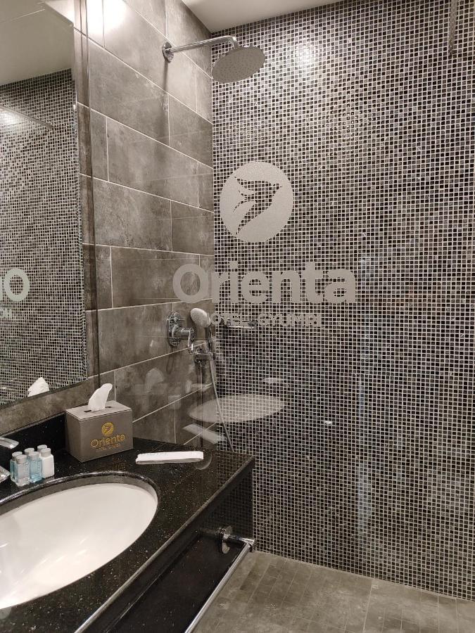 Orienta Hotel Gyumri Eksteriør bilde